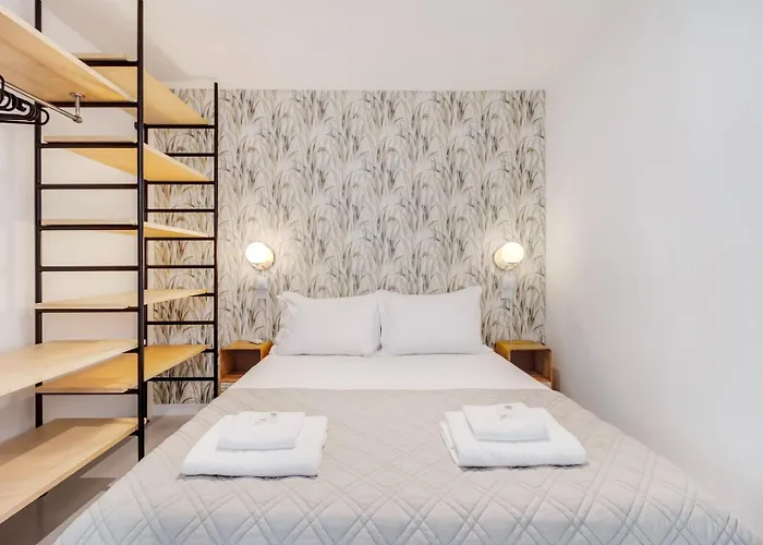 1Br Charming In The Heart Of Santos | By Airnest