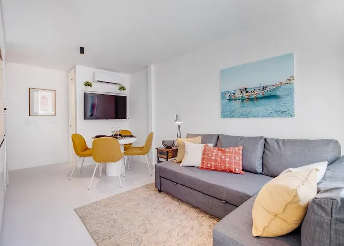 1Br Charming In The Heart Of Santos | By Airnest